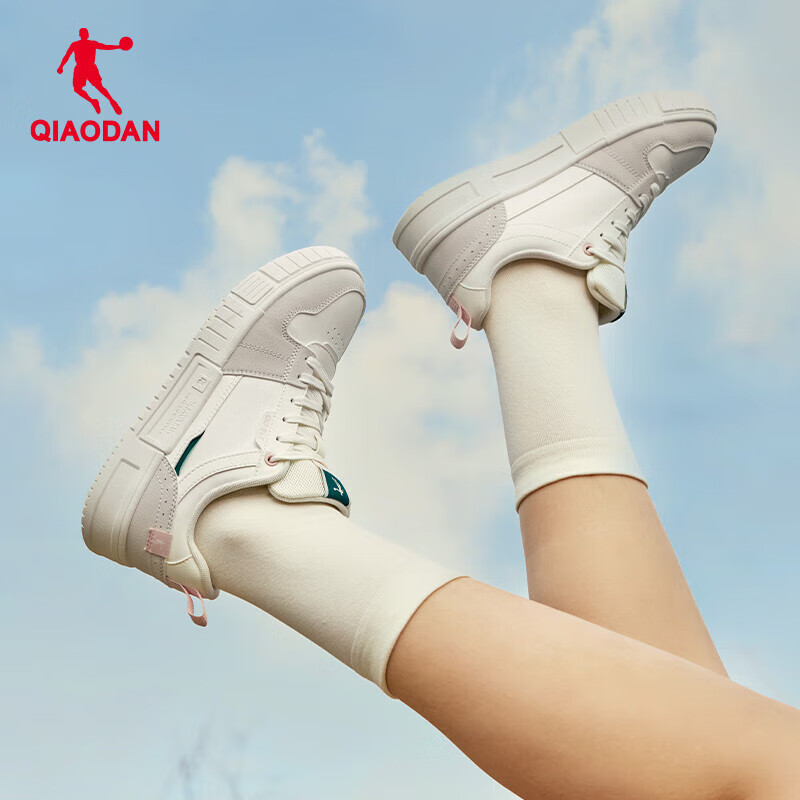 乔丹QIAODAN 女鞋板鞋学生通勤小白鞋潮流休闲运动鞋 象牙色月牙色【515G常规版】 37
