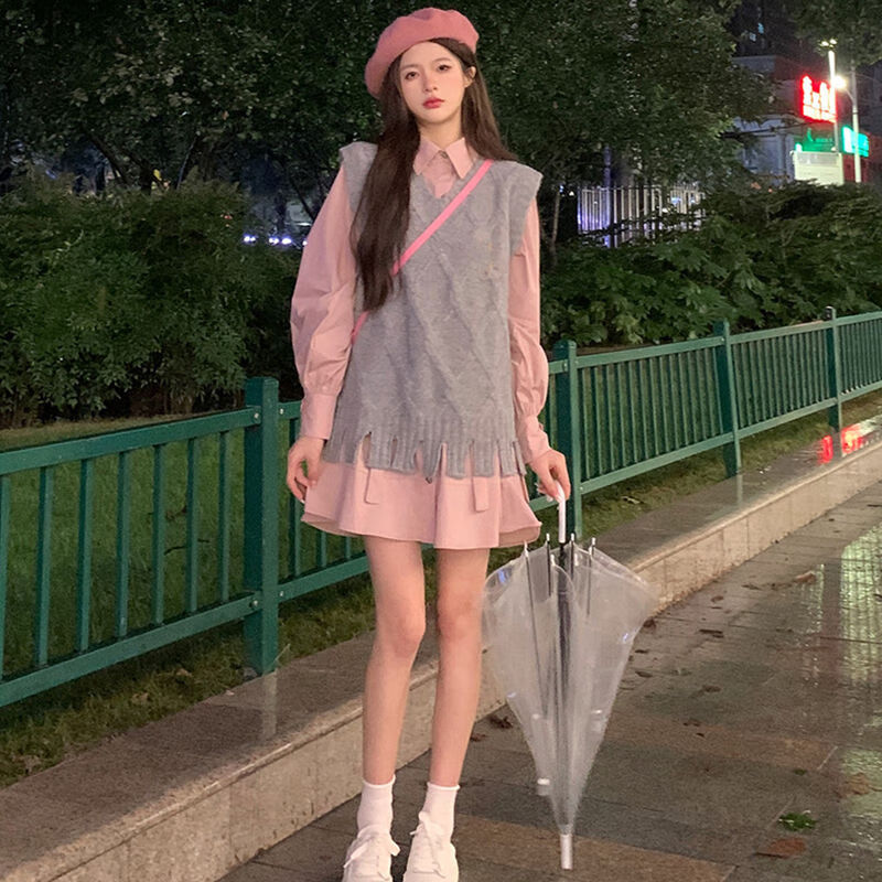 珈岑极简衬衫裙粉色日常可穿秋装搭配一整套甜酷学院风叠穿搭毛衣马甲
