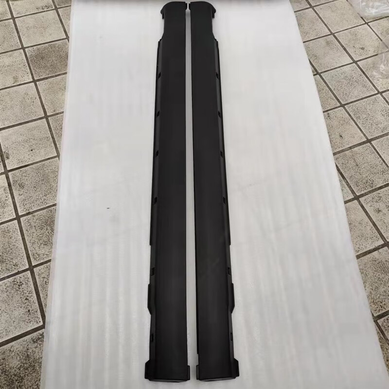 古熠适用于哪吒v电动汽车 侧围下护板 防撞板 下裙边装饰板