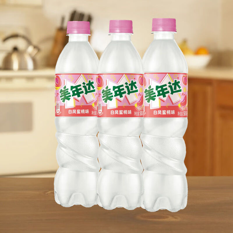 美年达新品美年达白凤蜜桃味橙味青苹果味葡萄500ml瓶果味碳酸饮料