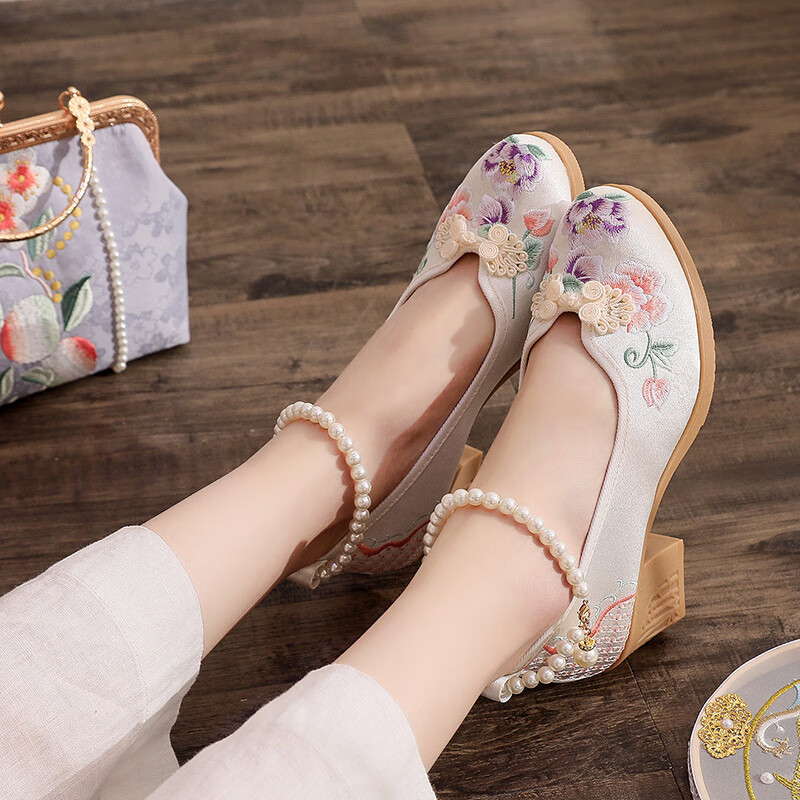 nqyw穿旗袍配的高跟鞋国风元素古风鞋子女汉服鞋绣花鞋搭配民国风女鞋