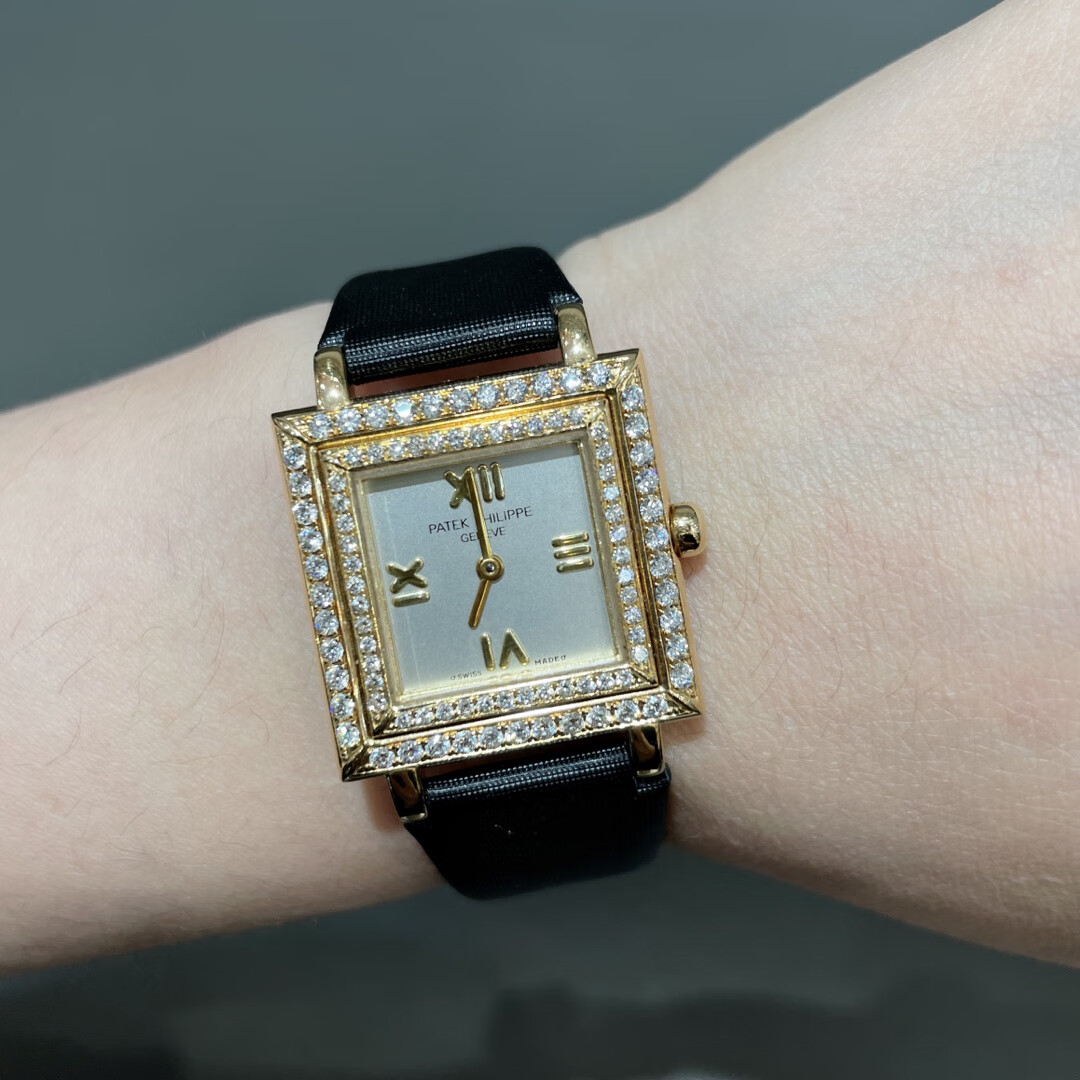 【二手95新】百达翡丽4866石英机芯女士方形手表18k黄金后镶钻25mm