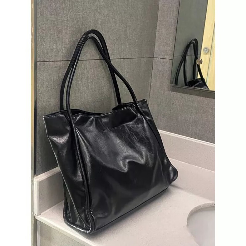 【精选】秋冬包包女新款手提质感大容量托特包小众设计单肩腋 黑色 (磁扣)