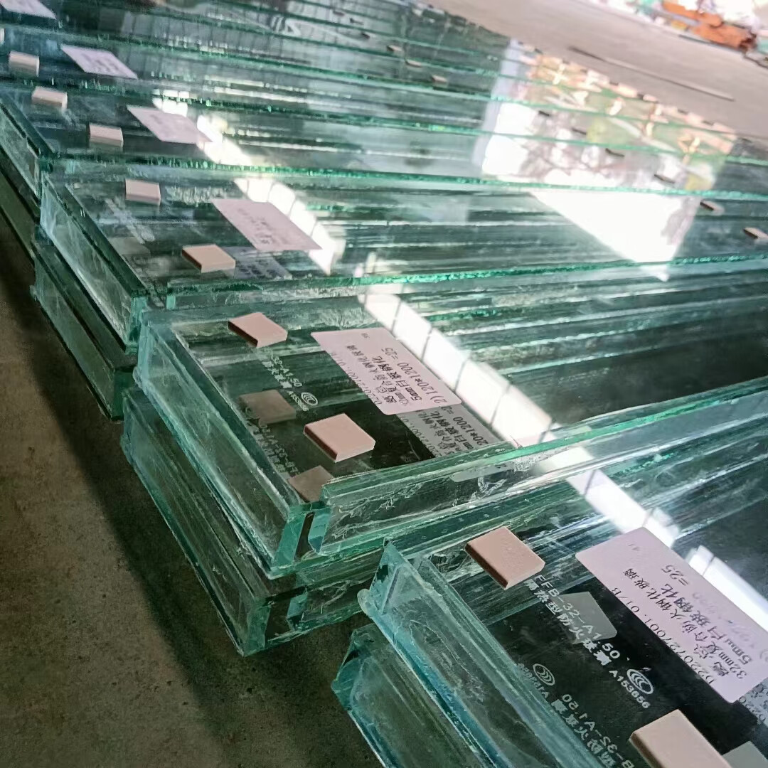 溥畔定制防火玻璃类隔热型防火玻璃耐高温高硼硅石英玻璃防火检查报