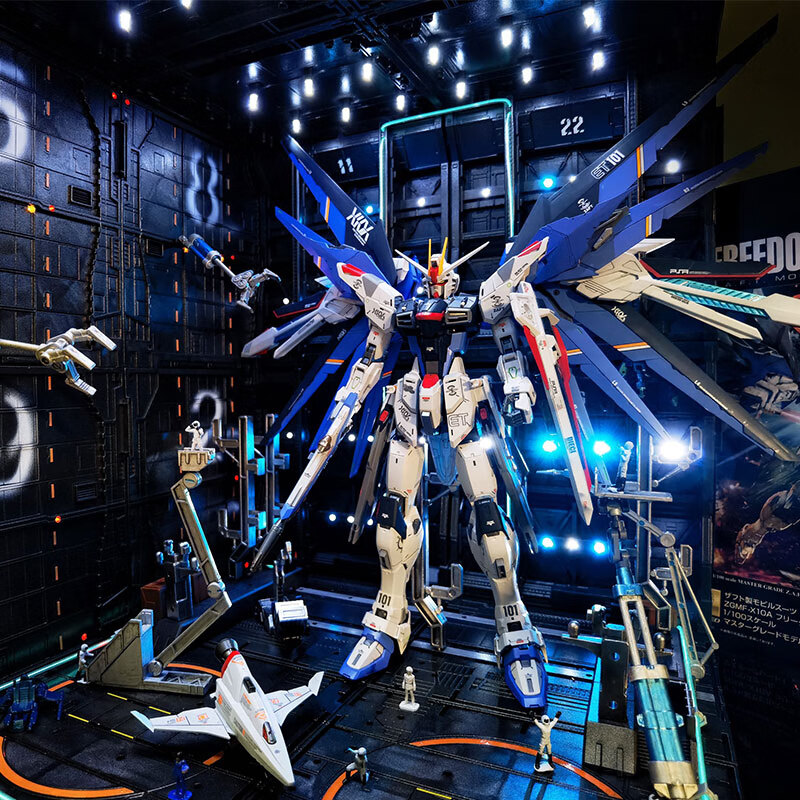 萨默斯pg完美独角兽高达模型高达拼装模型mg强袭自由mb红异端巴巴托斯