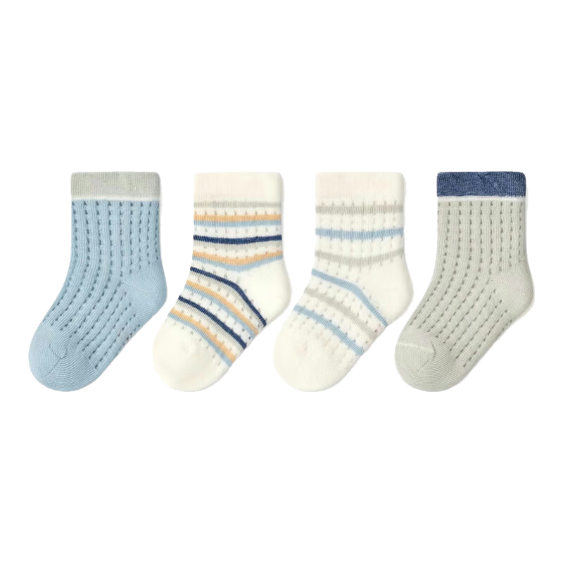 ���ڲ���������ܱ������Ӷ�ͯ�ﶬ��������Ӥ�����б�͸�����ս�4˫װ