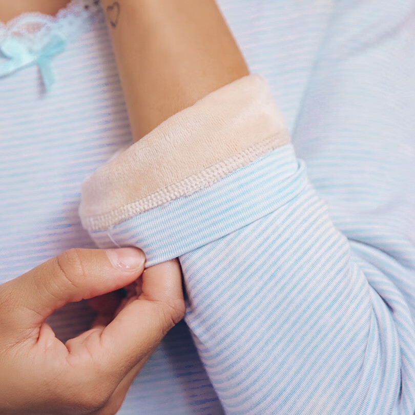 芬腾375克重磅内里加绒保暖内衣打底上衣莫代尔面料蕾丝花边女士秋衣 蓝色 均码（80-130斤）