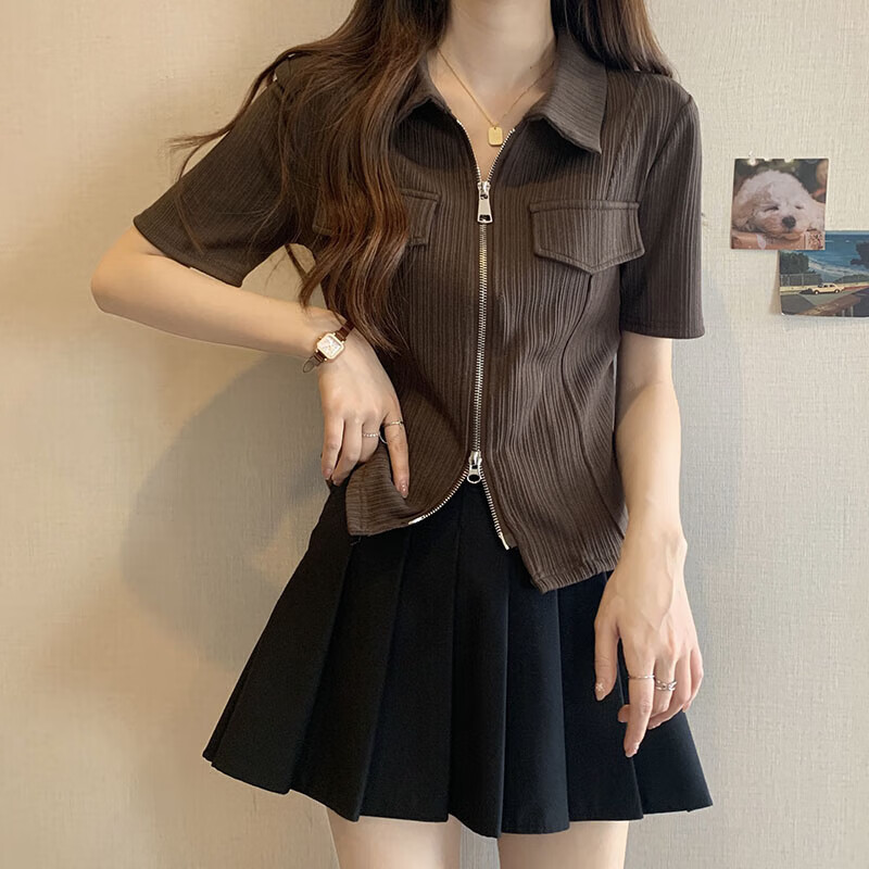 枫顾蓝搭配裙子的上衣夏季新款设计感翻领双拉链t恤女短袖妹妹显瘦