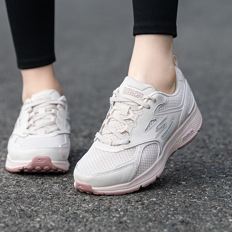 斯凯奇（Skechers）女鞋2025夏季新款运动鞋软底网面鞋轻便休闲鞋跑步鞋健步鞋女 自然色-NAT 38.5