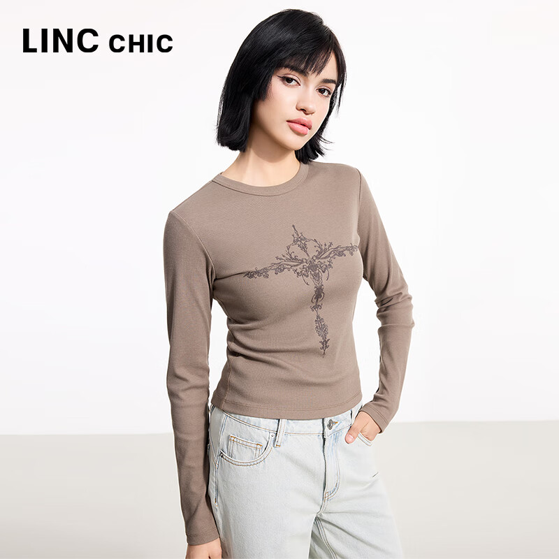 金羽杰2025年春季新品圆领长袖印花T恤女士短款紧身内搭上衣S251FK077Y 咖色 S 适合95斤以下