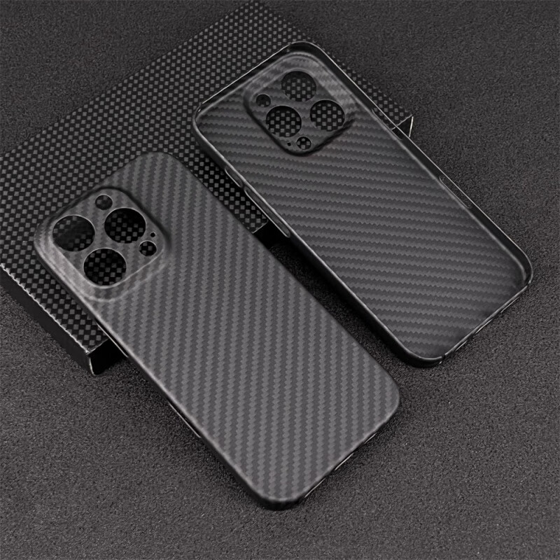 严谨适用苹果16Pro碳纤维手机壳iPhone16ProMax保护套凯夫拉芳纶纤维Plus配件商务轻薄全包磨砂超薄壳 精孔哑黑 1500D iPhone 16 Pro Max
