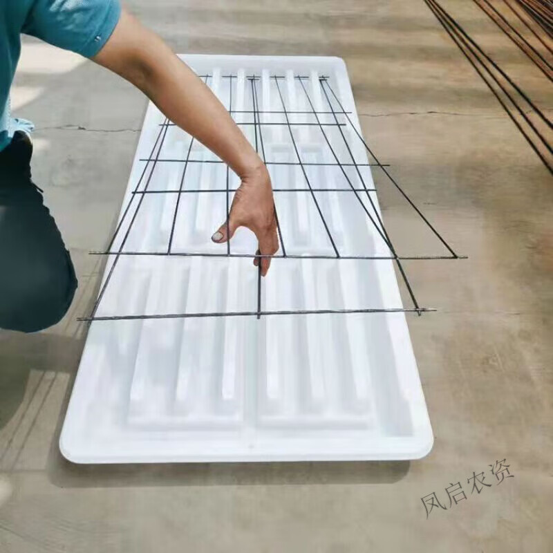 适之加厚羊用水泥漏粪板模具猪舍羊舍手工地板制作产床定位保育床猪用