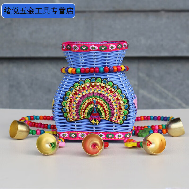 儿童小背篓仿藤编织鱼篓竹篓大中小彩色发光背篓舞蹈演出背篼玩具