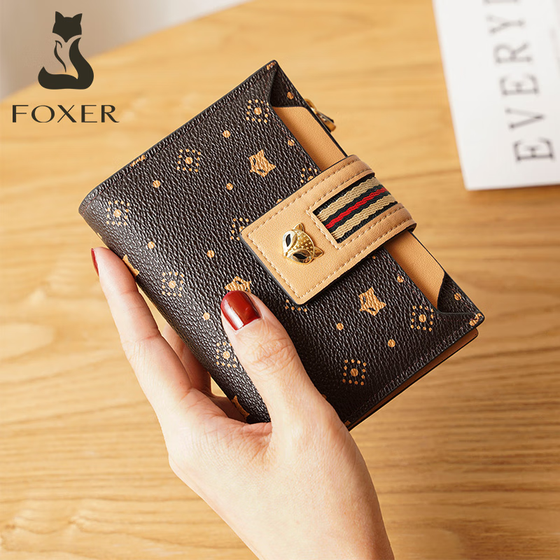 金狐狸（FOXER）钱包女短款大容量卡包印花手拿包钱票夹零钱
