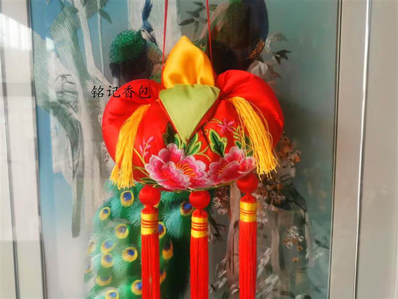 慶陽繡花荷包 慶陽香包繡花荷包刺繡香包掛件香包香囊傳統(tǒng)香包香 1尺香包紅色主體寬18里侎
