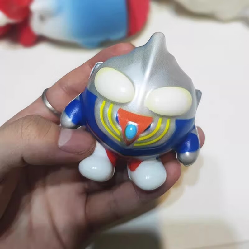 迪迦奥特曼捏捏乐儿童解压慢回弹玩具蛋仔凹凸曼减压神器男孩礼物