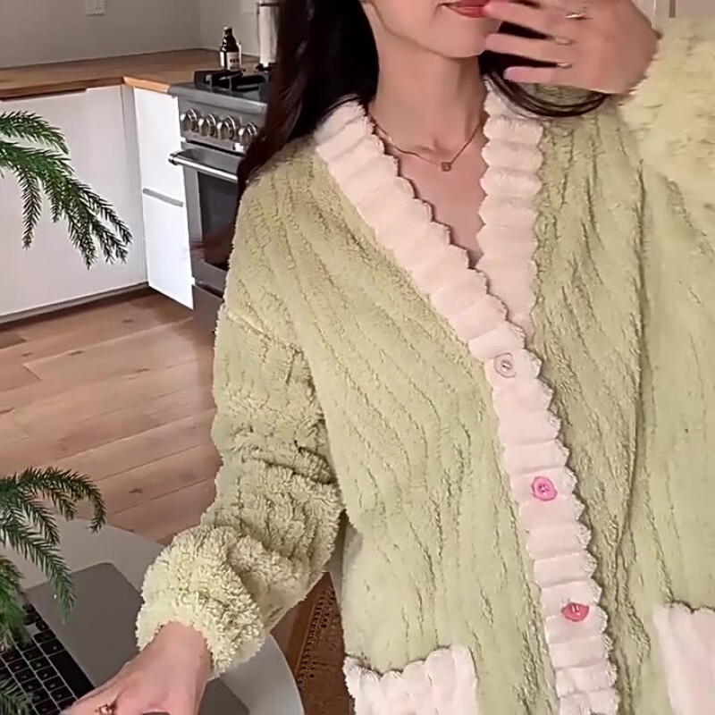 有只绵家居服女卡通印花珊瑚绒套装秋冬宽松束脚懒人睡衣两件套 彩虹-绿色 均码 【适合90-140斤】