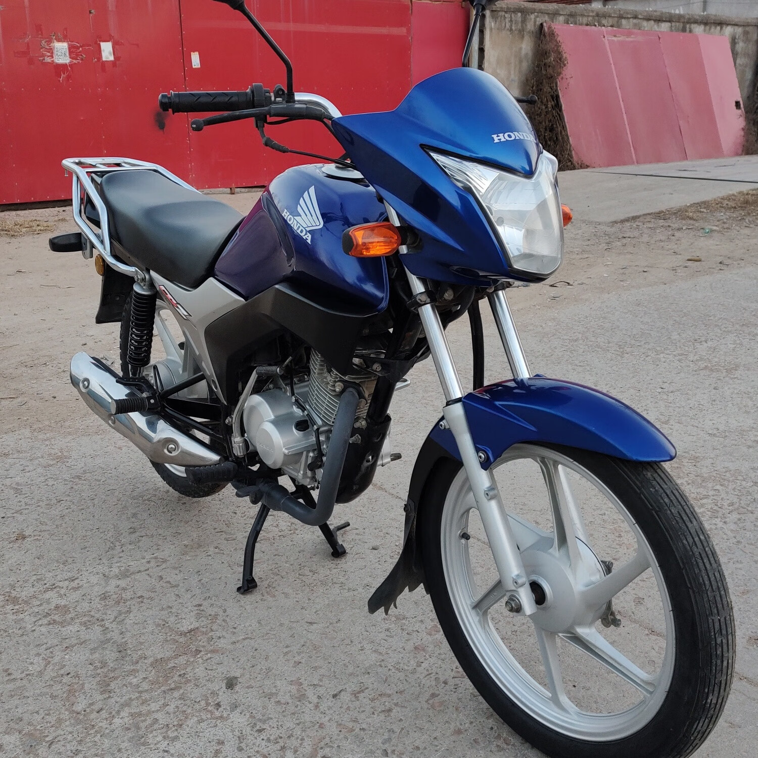 新大洲五羊本田锋朗cbz125cc摩托车整车九成新以上四冲程代步省油耐用