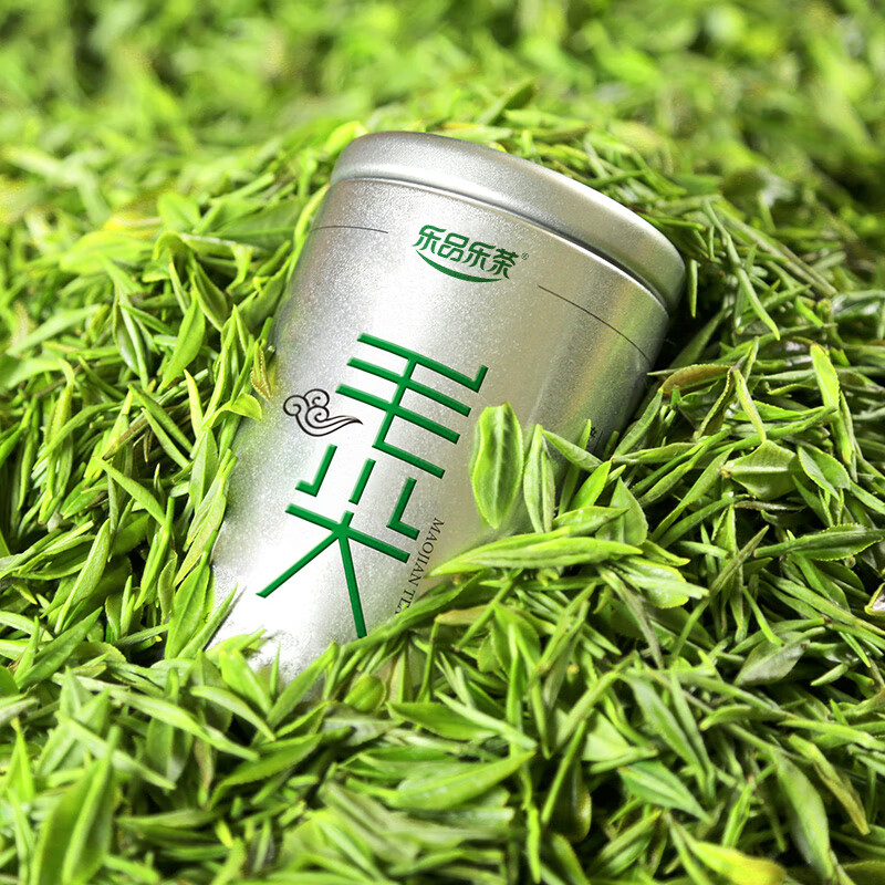 乐品乐茶 特级毛尖绿茶 2023新茶明前春茶请问有没有色素？泡出的水是不是很绿？