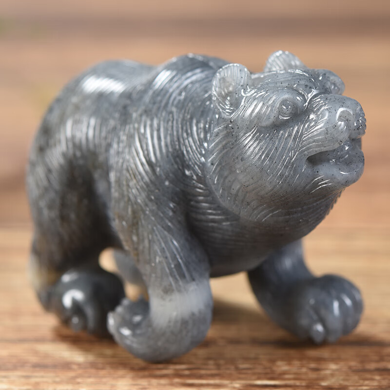 西域玉雕大师 新疆和田玉籽料青花手把件摆件墨玉母子熊 带证书 101克