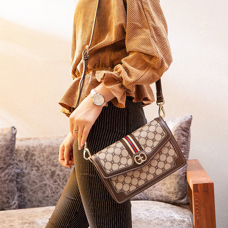 原创轻奢包包新款潮女包时尚夏季小众斜挎单肩包女小方包 2156主图款