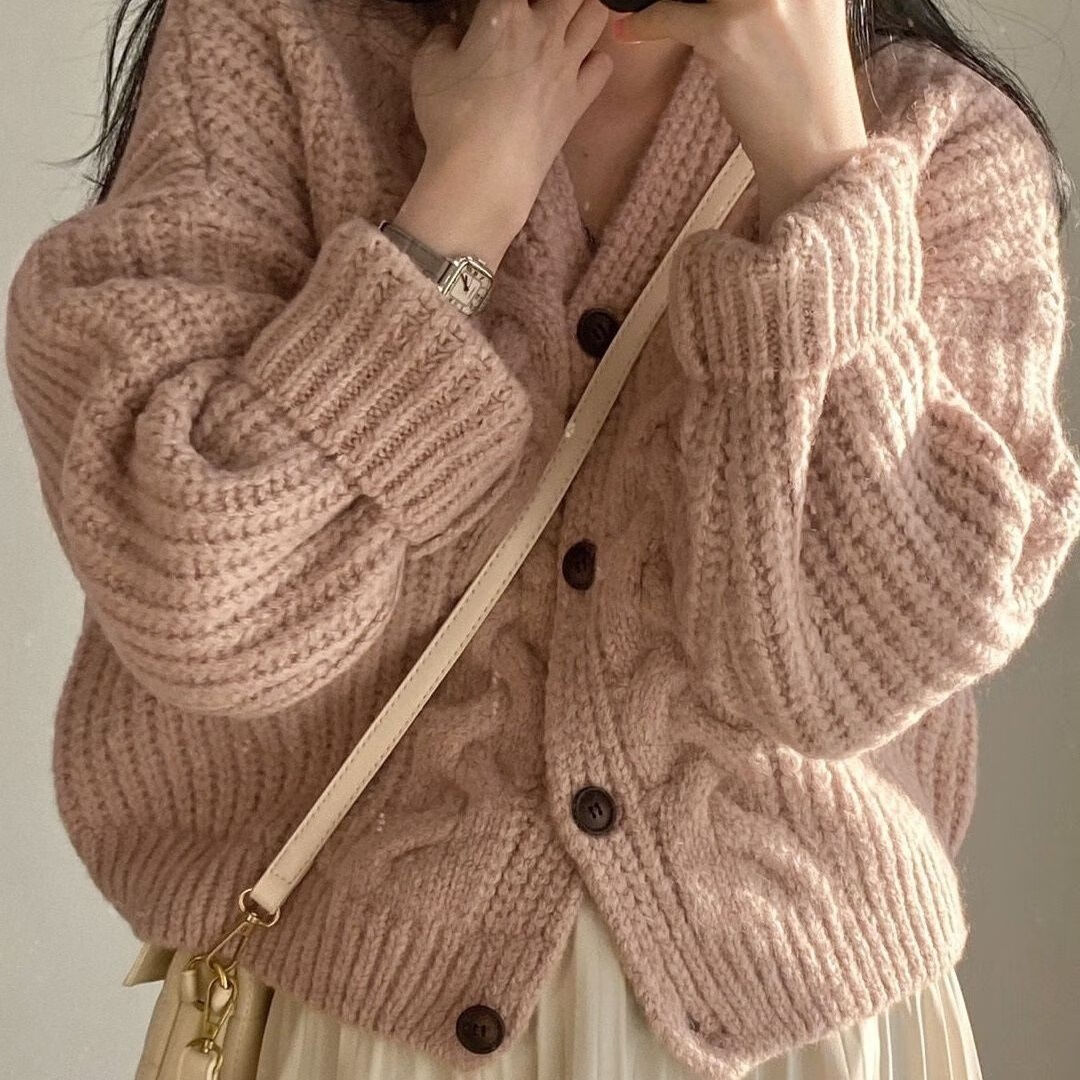 特奇玛东莞大朗毛衣东莞大朗毛织针织开衫毛衣宽松上衣长袖慵懒小香风