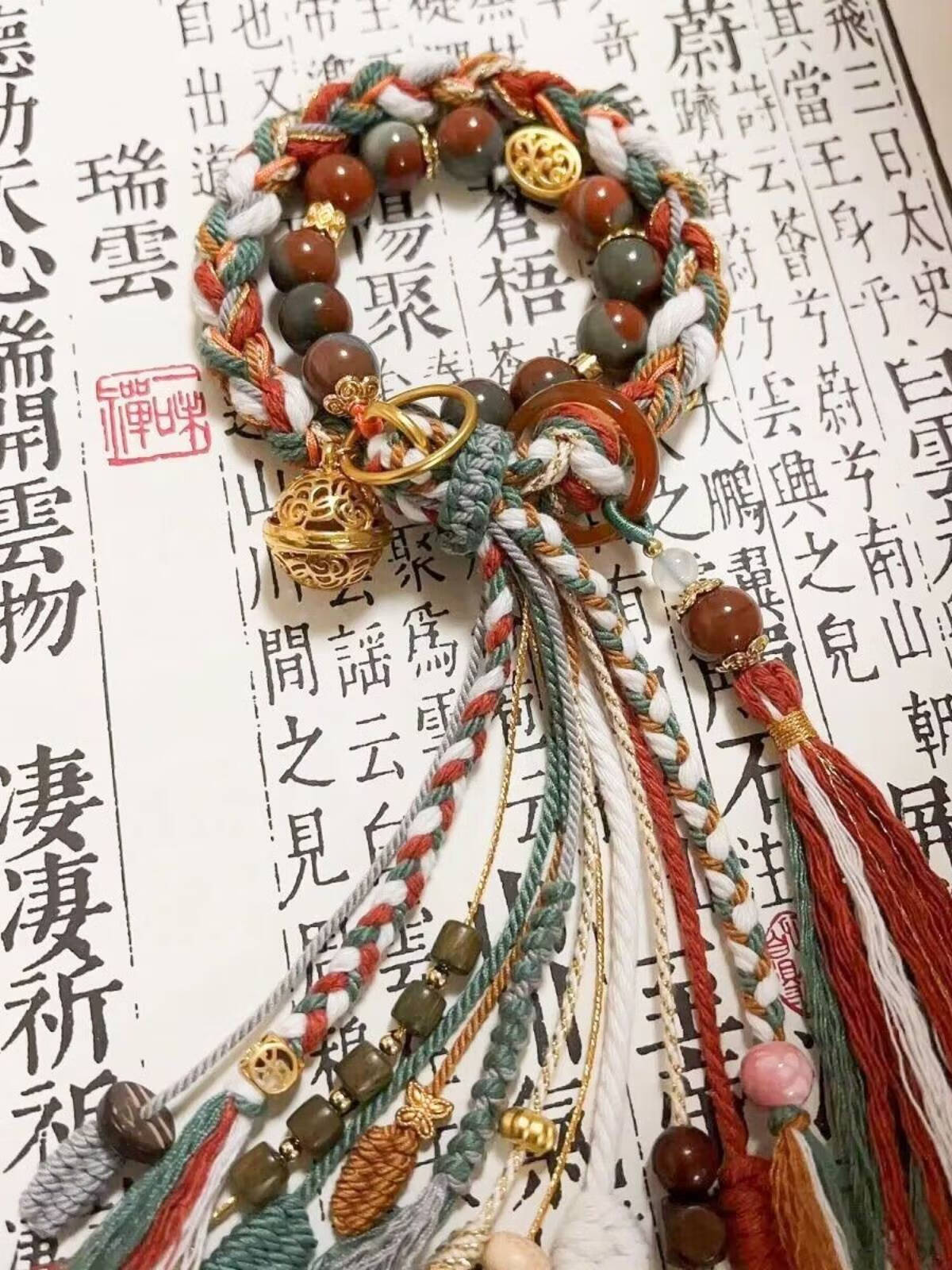 天颛藏式格桑花手绳阿拉善敦煌飞天手链编绳小众手绳天官赐福编织成品