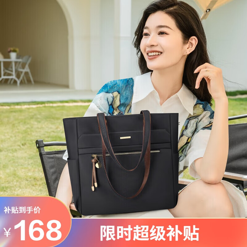 ���ڲ������߶���GOLF�������Ů������15Ӣ����԰�������Ů��ͨ�����ذ���������