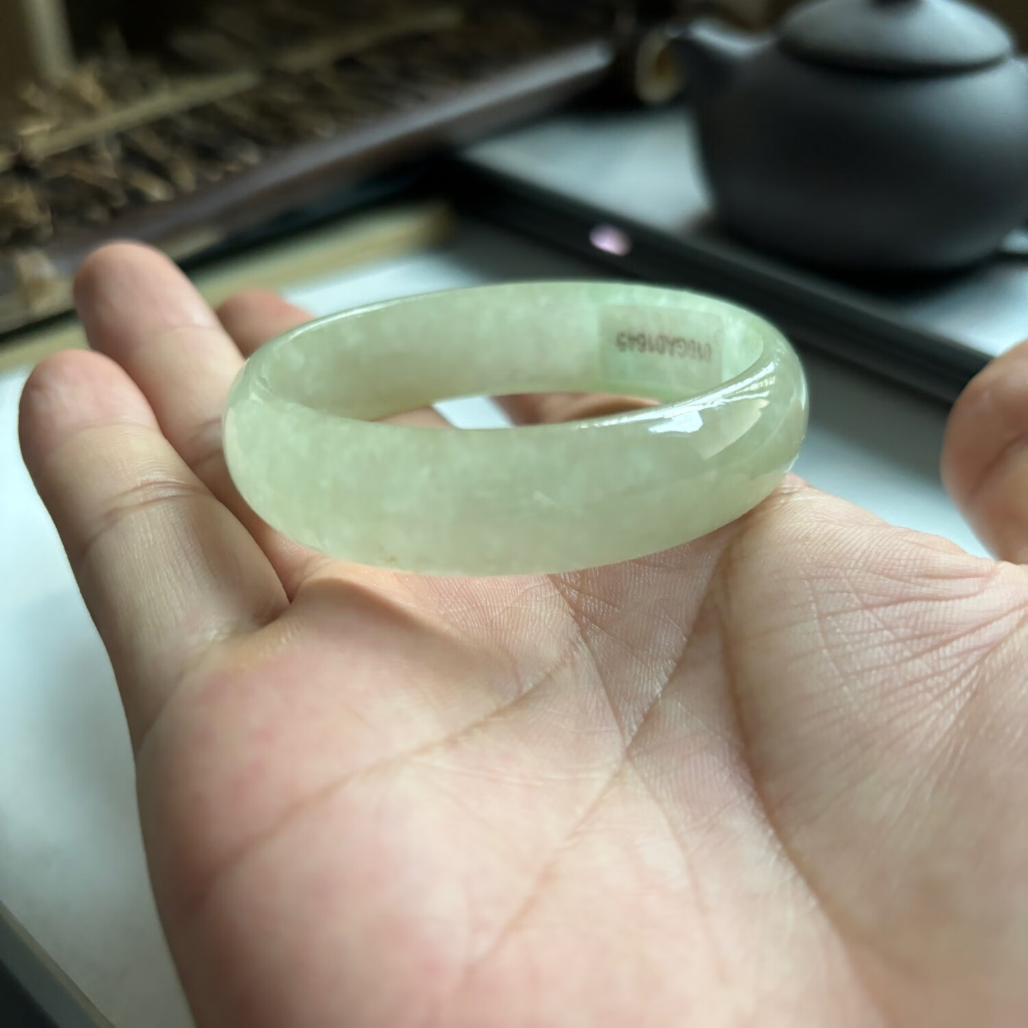 古甄轩缅甸翡翠贵妃手镯浅色飘绿冰透处理翡翠送女友小尺寸手镯 53毫米贵妃手镯80斤左右女生