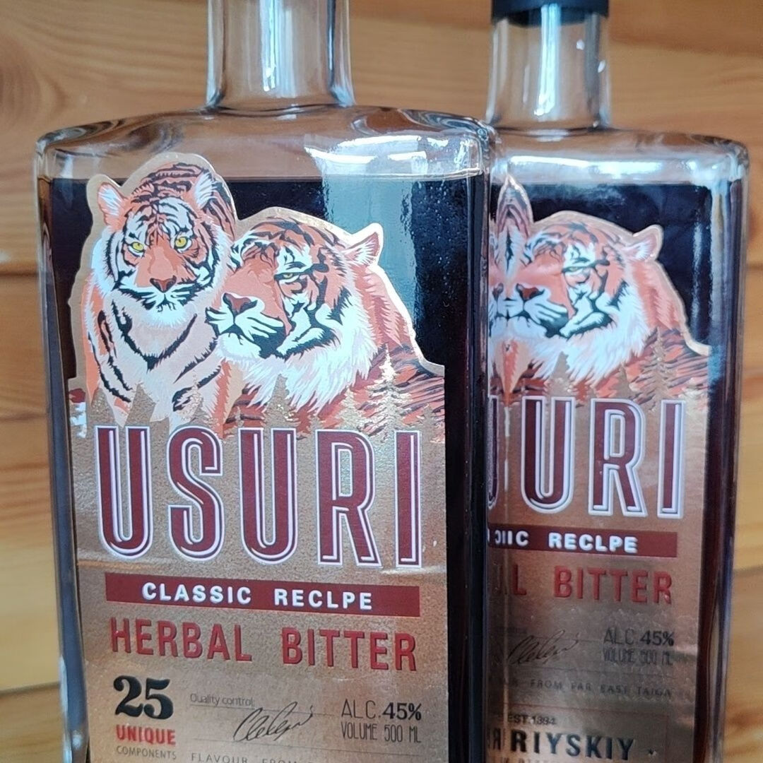 俄罗斯进口虎头牌强酊酒33种植物草酊人参蜂蜜调配草药滋补养生酒