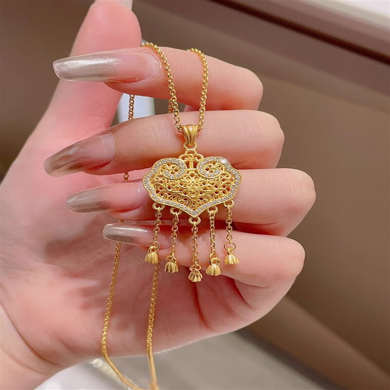 聪蝶古法金色花丝璎珞平安锁流苏项链女款新中式复古本命年莲蓬锁骨链