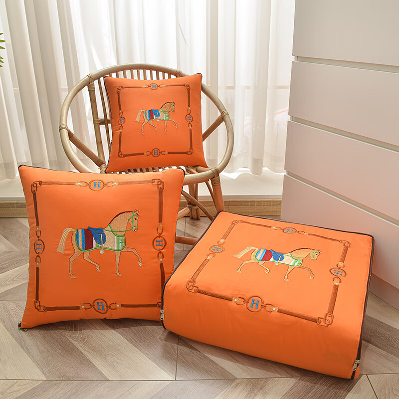 乔蒂博洋全棉两用抱枕被轻奢沙发靠垫二合一办公室汽车午休折叠枕头被