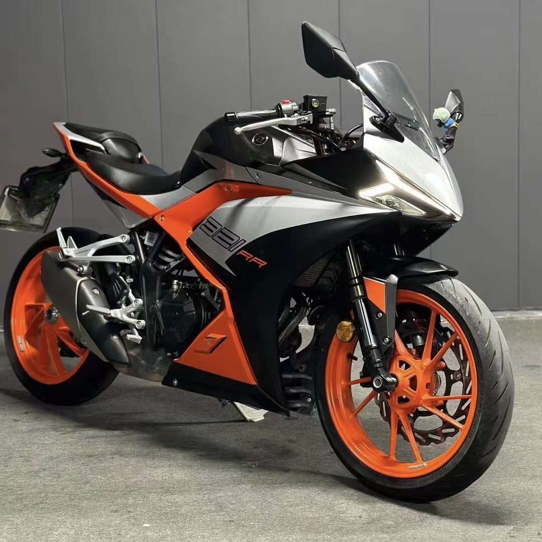 二手凯悦321rr双缸水冷男女趴赛国四可上牌过户燃油摩托车跑车 白橙