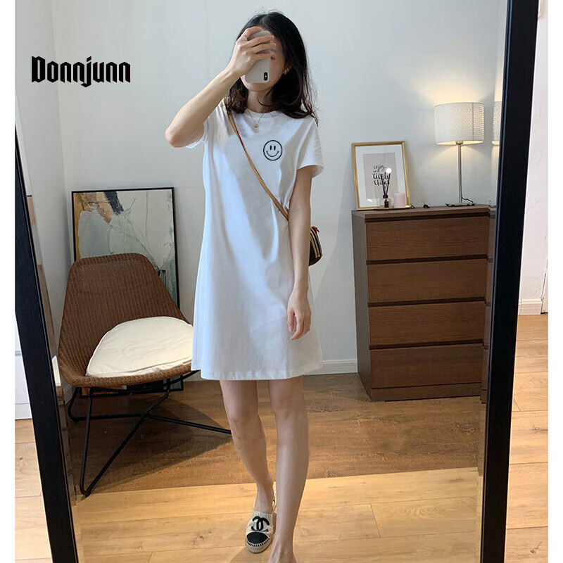 DONNJUNN2024夏季新款中長(zhǎng)款純棉短袖連衣裙女休閑顯瘦遮肚大尺碼體恤 t61-白色-4495黑右上 s適合70-90斤