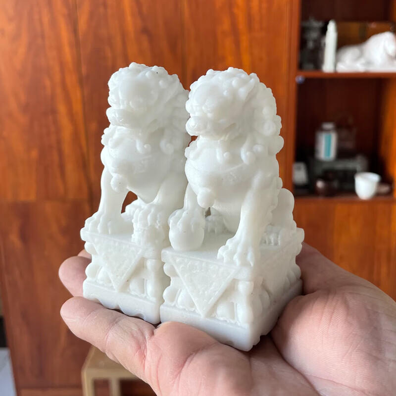 万棠汉白玉石狮子一对石雕小狮子小号故宫狮摆件家用办公桌装饰工艺品