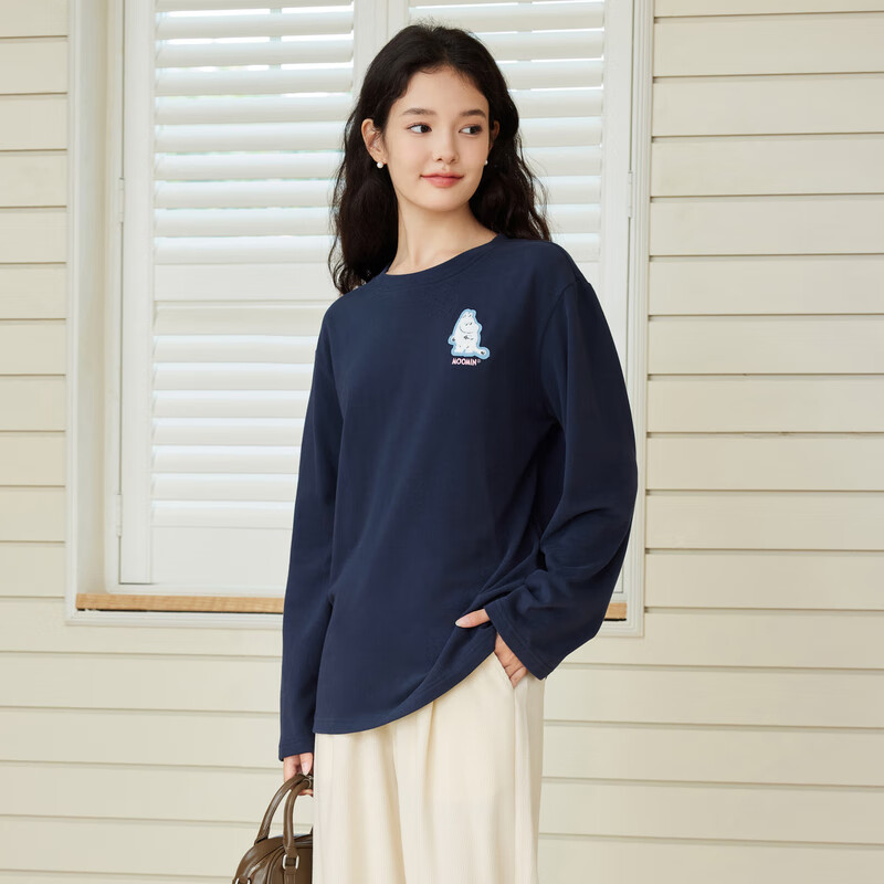 乐町姆明联名2024冬季新款通勤绒感磨毛立体印花长袖T恤上衣 暮蓝色 S