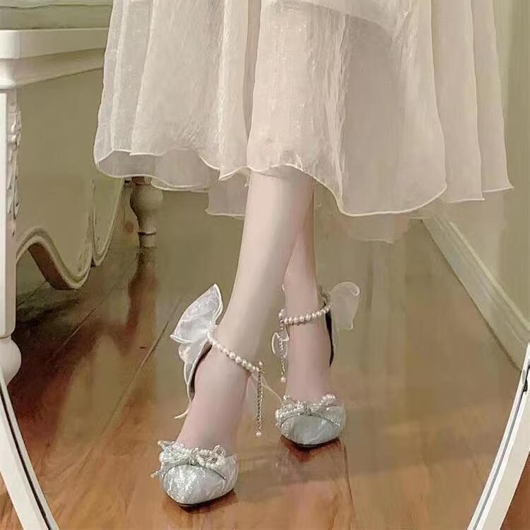 高跟鞋女不累脚成年礼银色夏季18岁服婚纱两穿伴娘鞋细跟水晶婚鞋