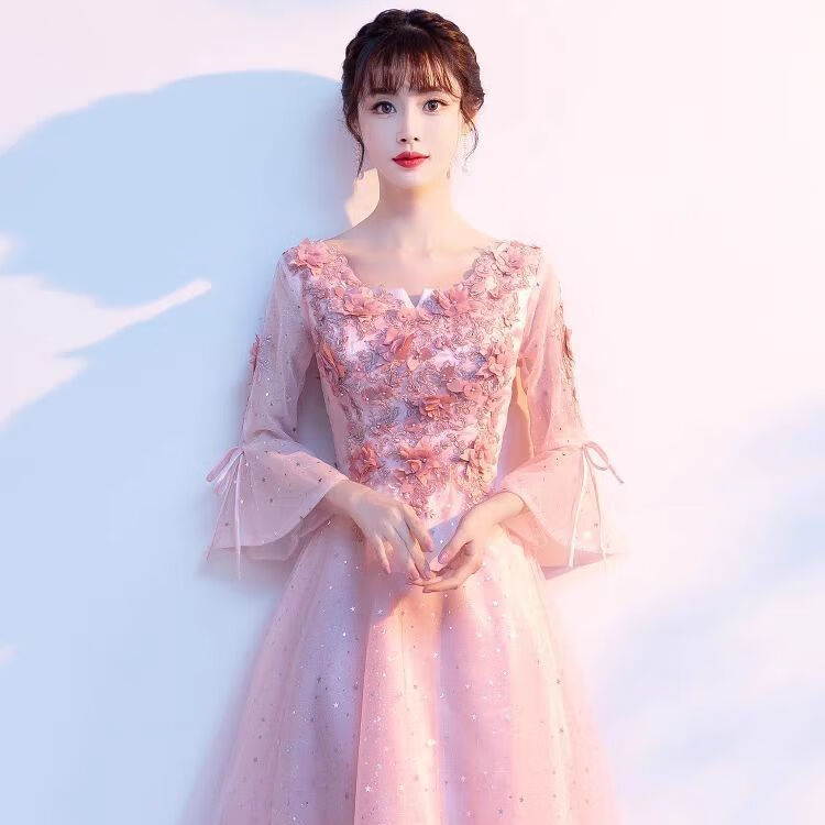 枫潇潇五一参加婚礼穿的衣服粉色晚礼服女平时可穿宴会气质仙气轻奢