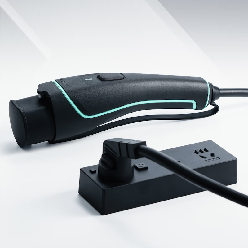 领克便携式充放电枪套装 原厂充放电一体智能防护多用途便捷收纳 套装（含充放电枪、转换器、插排） EM-P/PHEV(06/09)/纯电车型通用