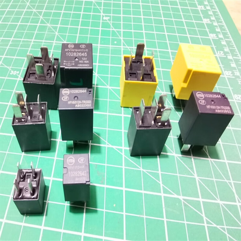 适配荣威rx5i5imax8i6er6rx3ei5ei6rx5max保险丝盒继电器
