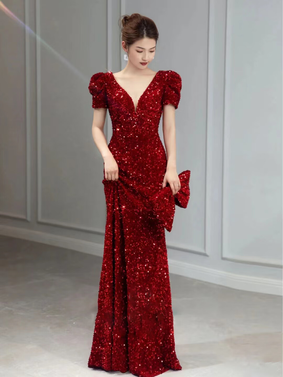 結(jié)婚新娘敬酒服2024新款長袖亮片魚尾v領(lǐng)氣質(zhì)紅色訂婚晚宴會禮服 紅色 XS