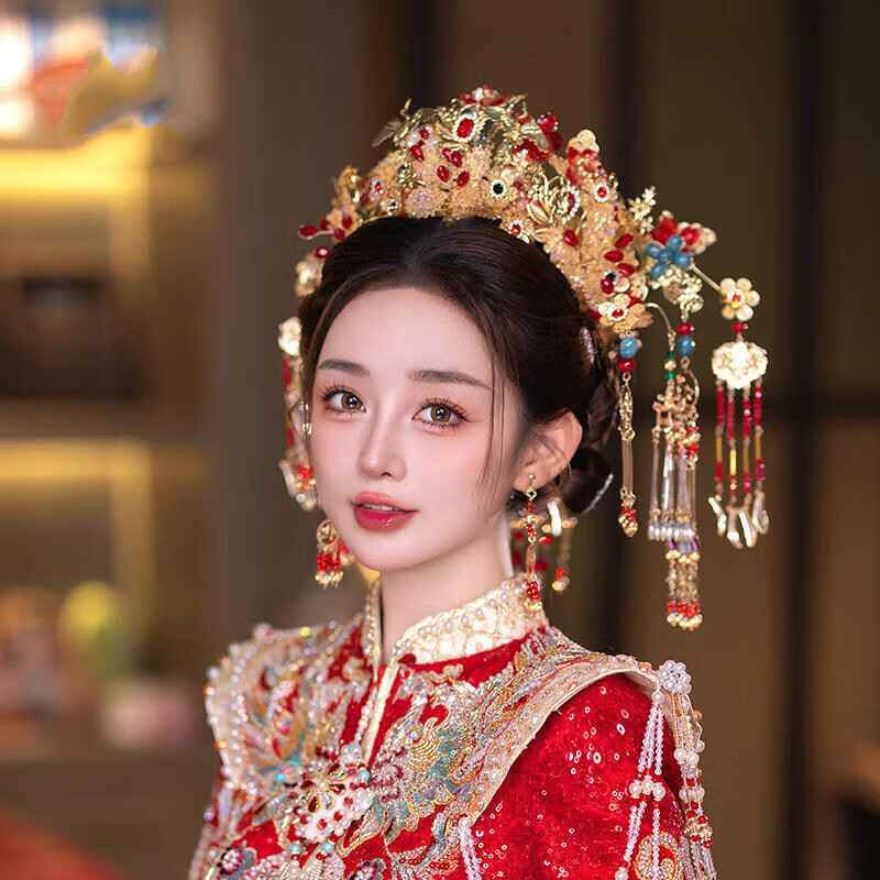 覓馨新娘頭飾新中式金紅色奢華鳳冠結(jié)婚禮服秀禾龍鳳褂宮廷娘娘發(fā)飾 鳳冠+后區(qū)+耳環(huán)夾