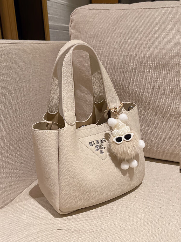 云珀女生包包2023新款高级百搭夏新款潮单肩斜挎包时尚小众水 奶白色