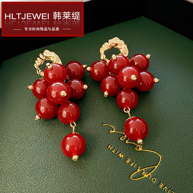 2024新款潮流小众独特耳环轻奢感夸张耳饰女圆形树脂流苏耳坠 红 