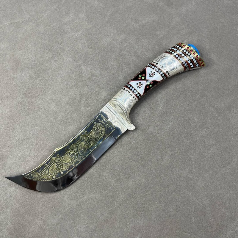 英吉沙小刀 大师傅制作纯银手柄錾刻花纹 镶嵌母贝壳精美漂亮小刀