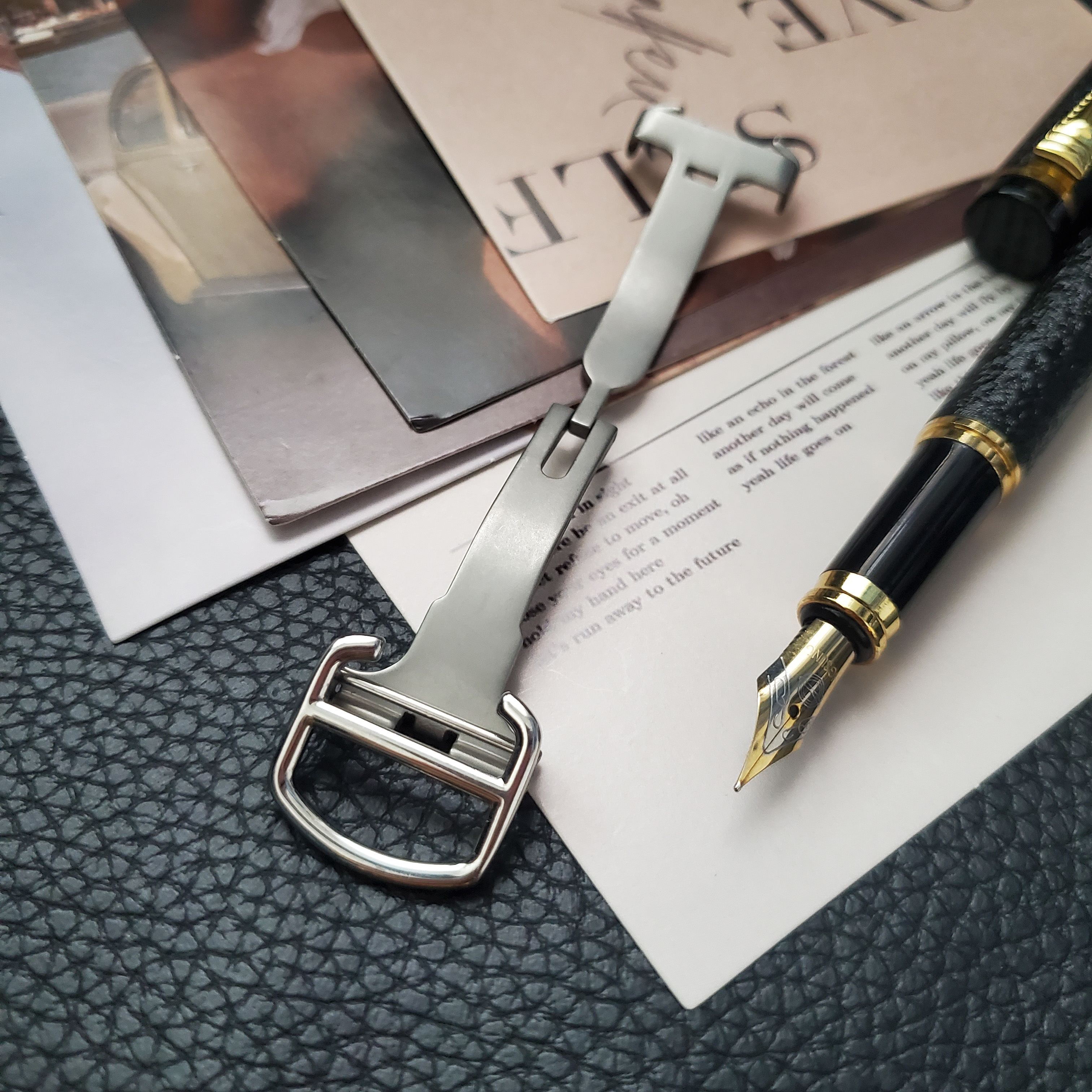 碧允代用卡地亚表扣原装精钢蓝气球坦克表扣配件蝴蝶扣折叠扣男女款