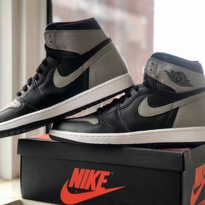 知特广州新塘牛仔裤男高颜值aj1高帮影子灰时尚潮流百搭经典款篮球鞋