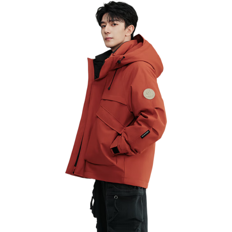 鸭鸭（YAYA）【王一博同款】时尚户外情侣羽绒服2025冬季新款派克服保暖外套 砂岩红色-YE4B006337P 【防风抗寒/暖护户外】 L