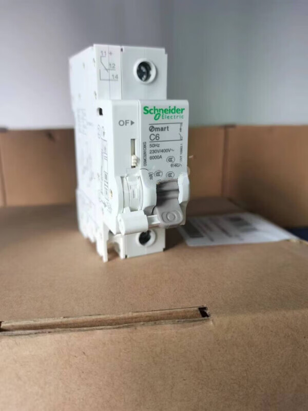 施耐德电气osm26924kg辅助触头 osmc32-kg小型断路器辅助触点