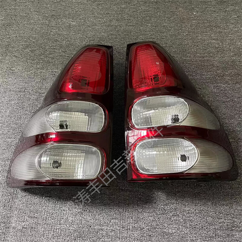 到09款霸道普拉多lc120 2700 4000刹车后尾灯 防追尾倒车灯 左后尾灯